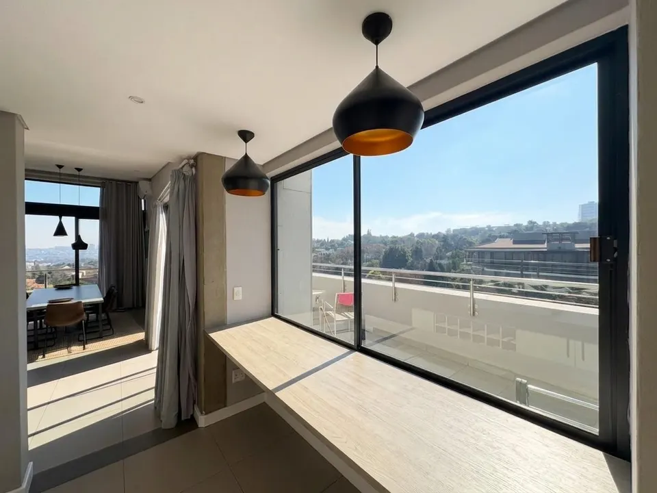 Luxury Fully Furnished 3 Bedroom Penthouse To Rent in Belmont Apartments, Parkmore, photo 14 of 47