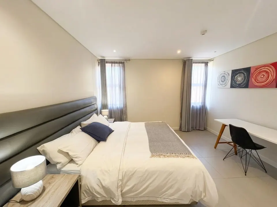 Luxury Fully Furnished 3 Bedroom Penthouse To Rent in Belmont Apartments, Parkmore, photo 23 of 47