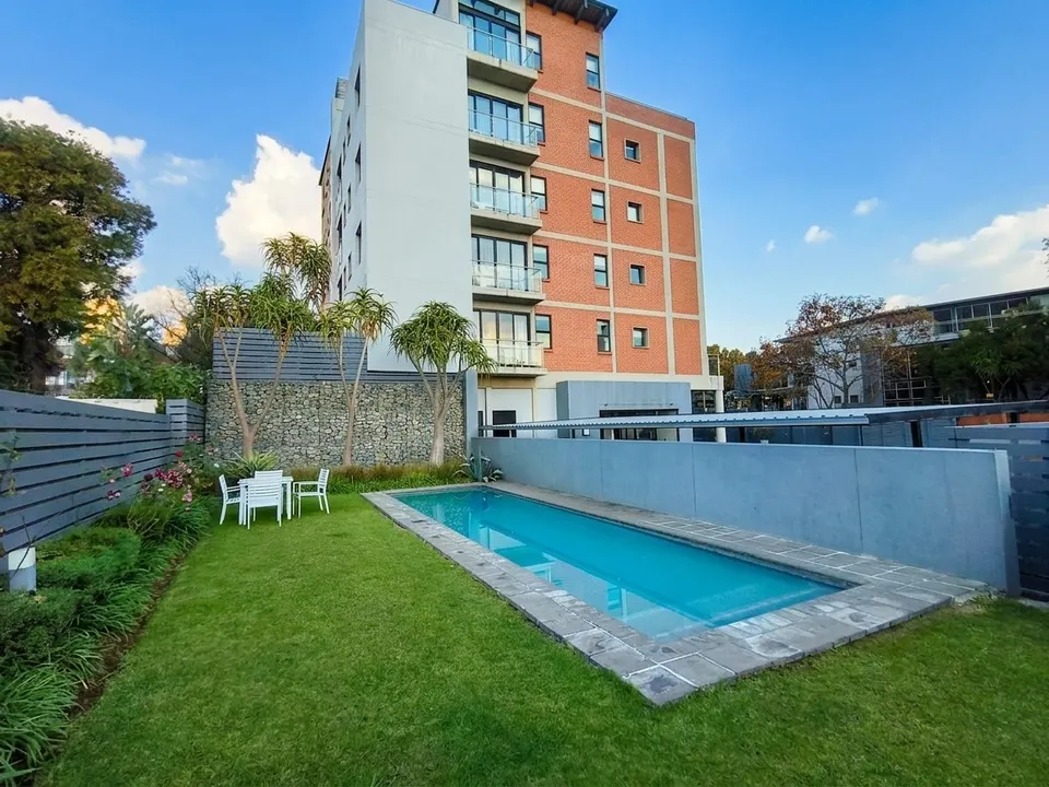 Luxury Fully Furnished 3 Bedroom Penthouse To Rent in Belmont Apartments, Parkmore, photo 47 of 47