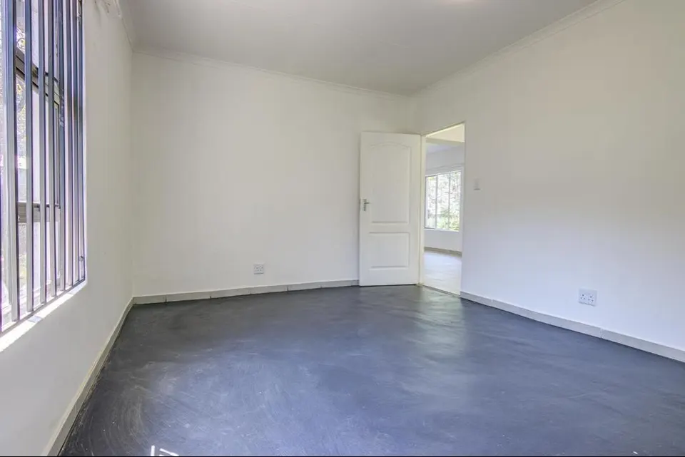 Charming 2 Bedroom Home To Rent in Fairleads, Benoni, photo 10 of 16