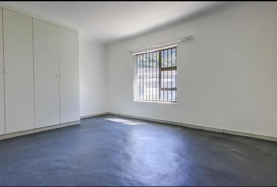 Charming 2 Bedroom Home To Rent in Fairleads, Benoni, photo 14 of 16