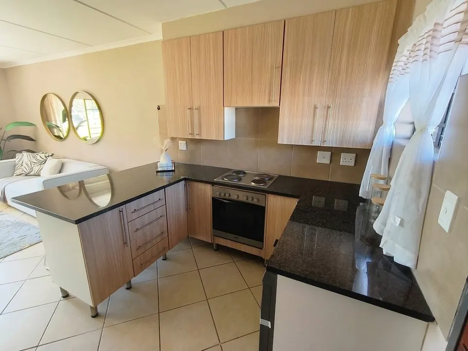 Modern 2 Bedroom Apartments for Sale in Etude Estate, Midrand, photo 2 of 14