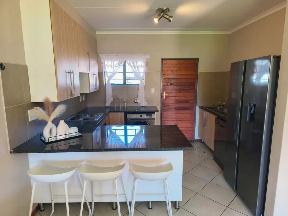 Modern 2 Bedroom Apartments for Sale in Etude Estate, Midrand, photo 3 of 14