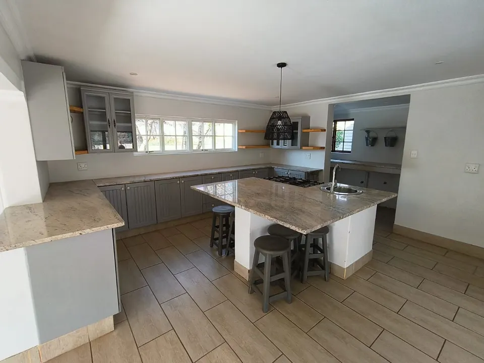 Charming 3 Bedroom Family Home To Rent in Farmall – Country Living with Modern Comfort, photo 6 of 26