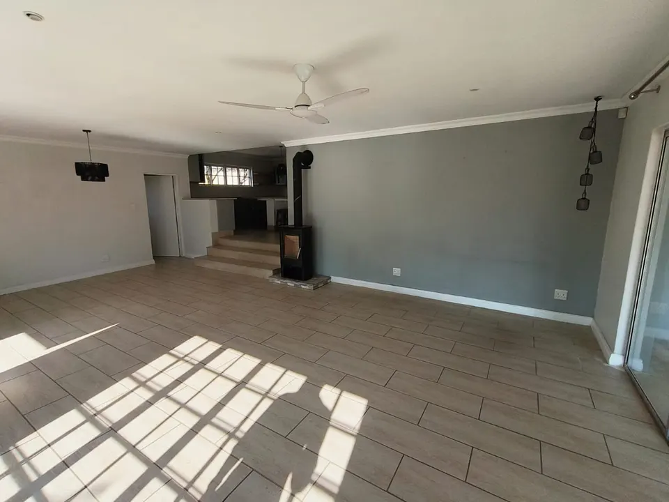 Charming 3 Bedroom Family Home To Rent in Farmall – Country Living with Modern Comfort, photo 11 of 26
