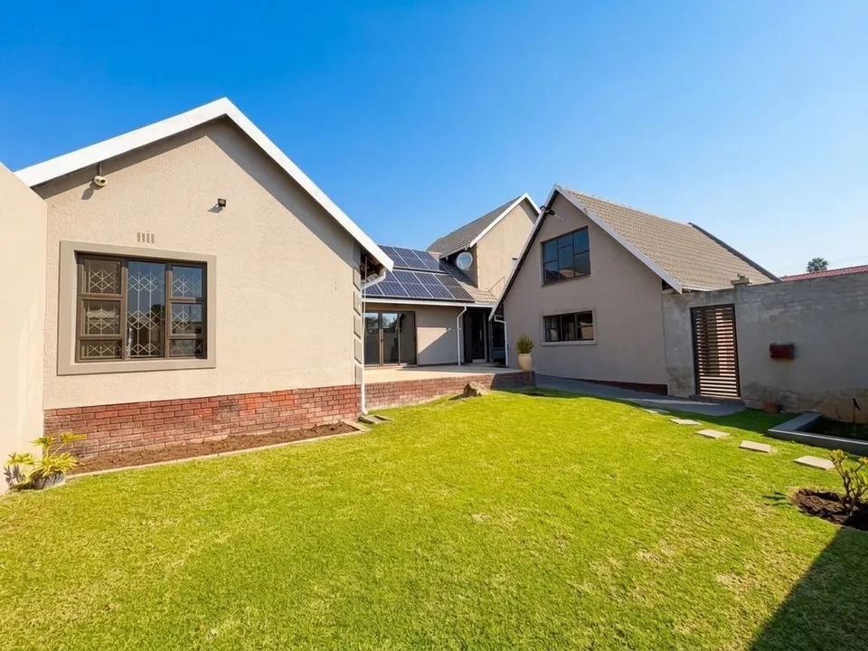 Exceptional 5 Bedroom Family Home To Rent in Norkem Park, Kempton Park – Designed for Spacious Living & Entertaining, photo 1 of 35