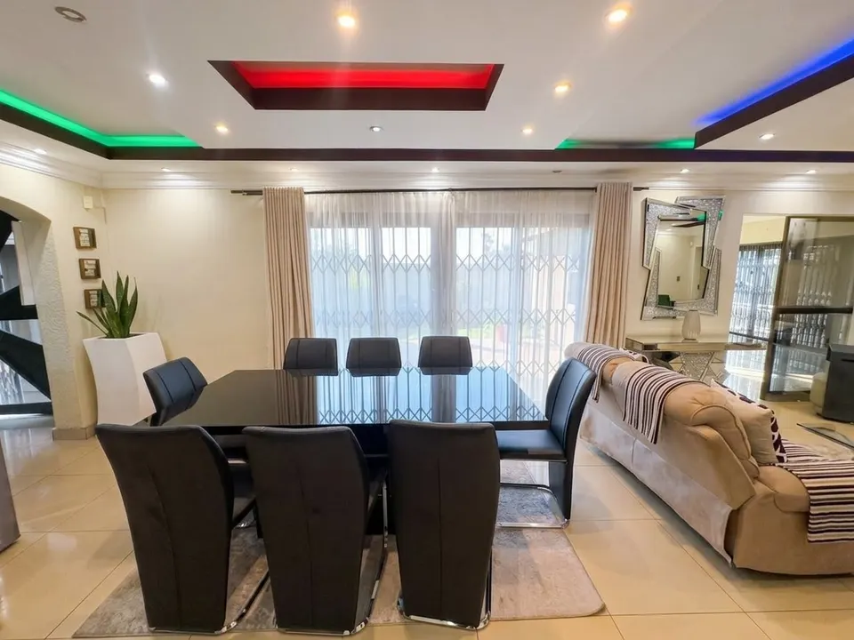 Exceptional 5 Bedroom Family Home To Rent in Norkem Park, Kempton Park – Designed for Spacious Living & Entertaining, photo 7 of 35