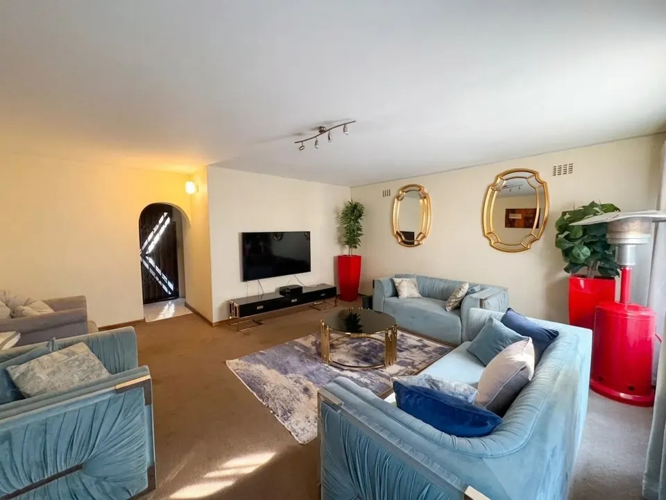 Exceptional 5 Bedroom Family Home To Rent in Norkem Park, Kempton Park – Designed for Spacious Living & Entertaining, photo 11 of 35