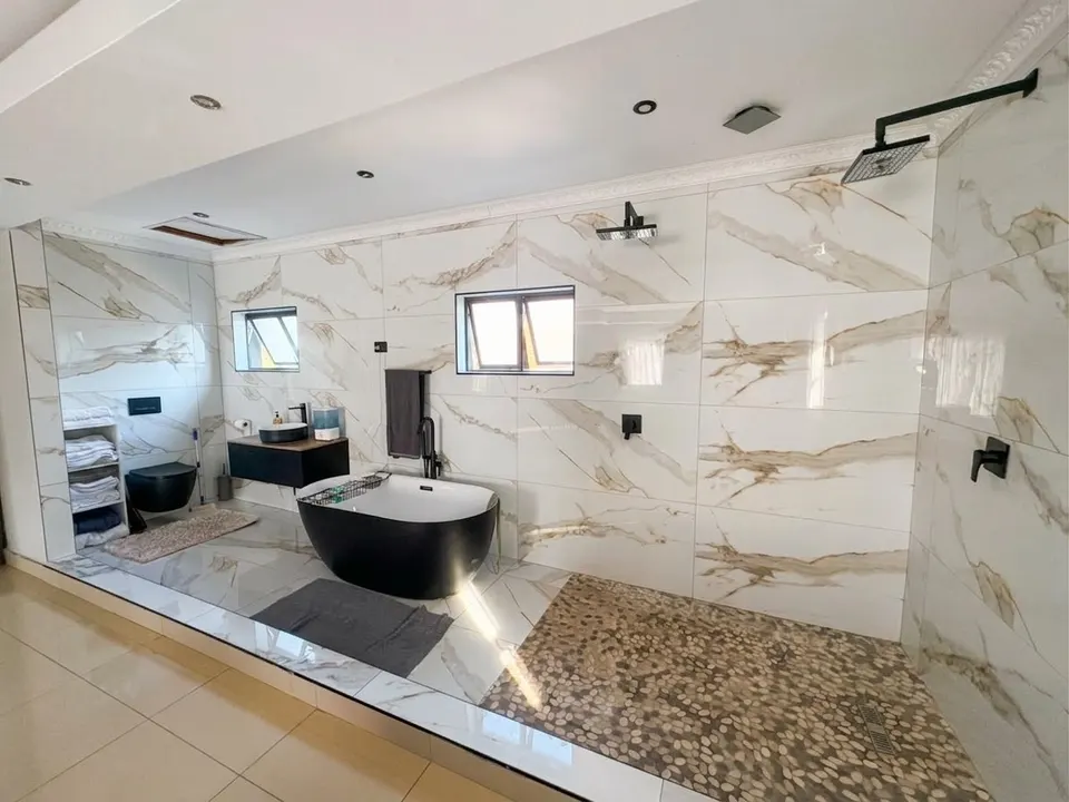 Exceptional 5 Bedroom Family Home To Rent in Norkem Park, Kempton Park – Designed for Spacious Living & Entertaining, photo 16 of 35