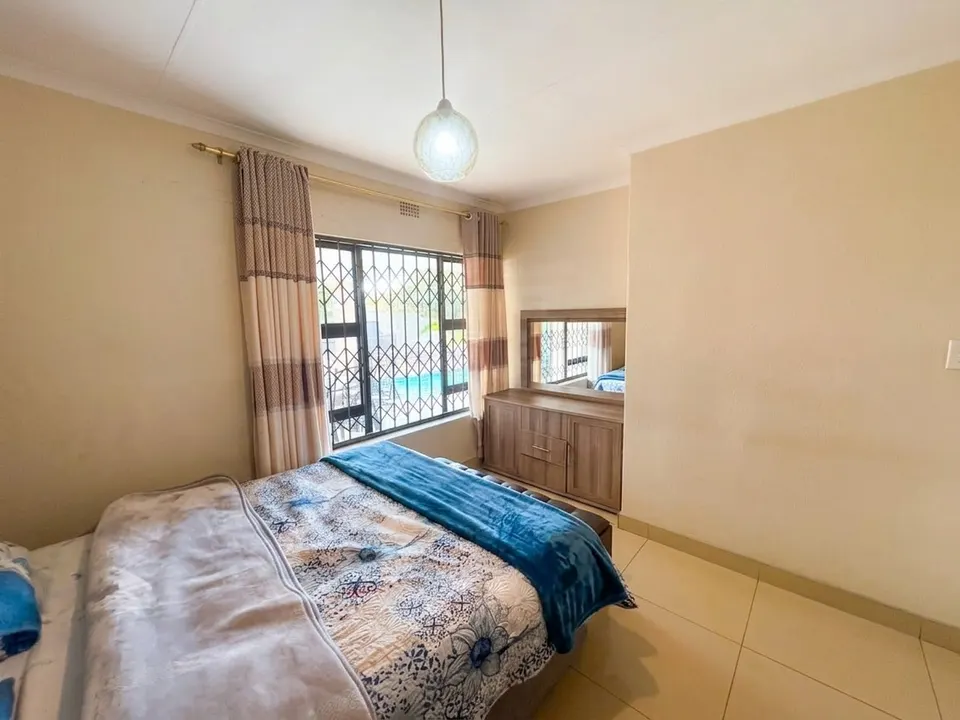 Exceptional 5 Bedroom Family Home To Rent in Norkem Park, Kempton Park – Designed for Spacious Living & Entertaining, photo 17 of 35
