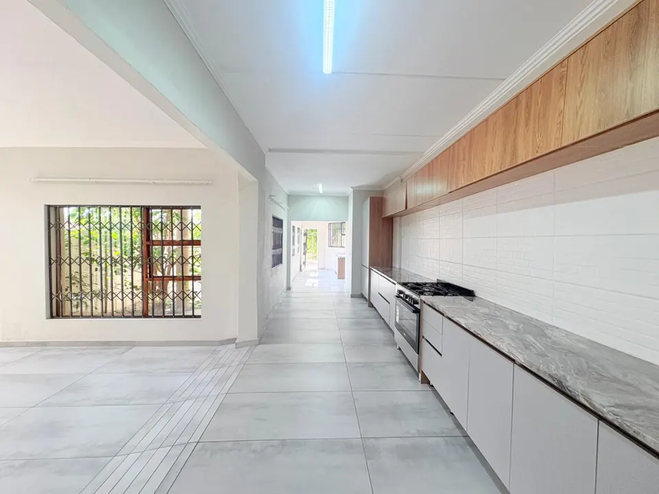Spacious 3 Bedroom Family Home To Rent in Lakefield, Benoni, photo 4 of 25