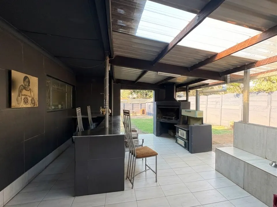 Spacious Family Home with Separate Flatlet For Sale in Dalpark Proper, photo 23 of 26