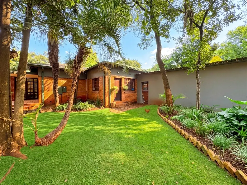 Exceptional 1.2 Hectare Smallholding For Sale in Bredell, Kempton Park, photo 1 of 44