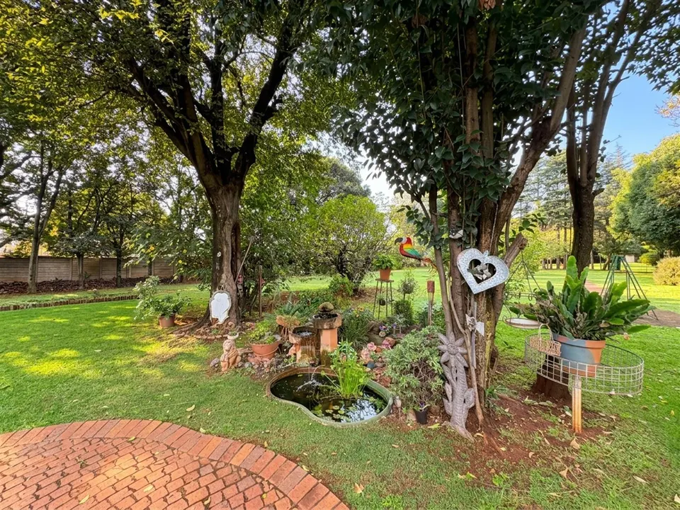 Exceptional 1.2 Hectare Smallholding For Sale in Bredell, Kempton Park, photo 6 of 44