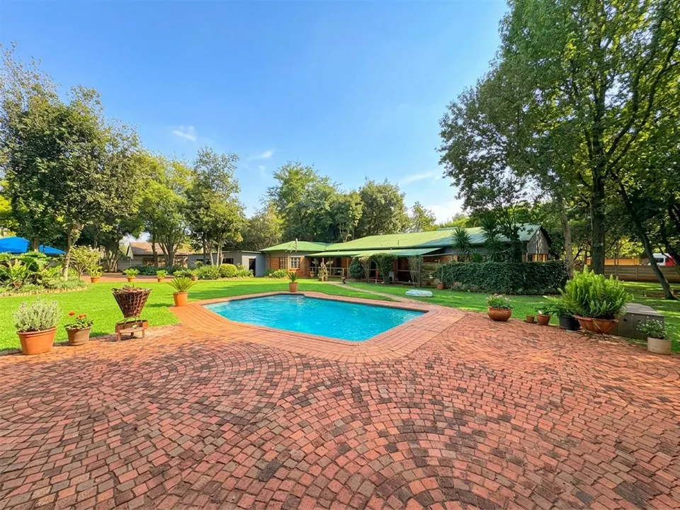Exceptional 1.2 Hectare Smallholding For Sale in Bredell, Kempton Park, photo 34 of 44