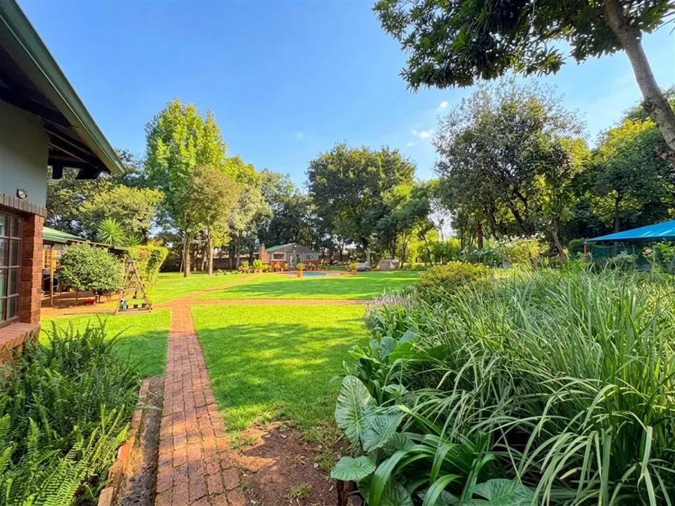 Exceptional 1.2 Hectare Smallholding For Sale in Bredell, Kempton Park, photo 38 of 44
