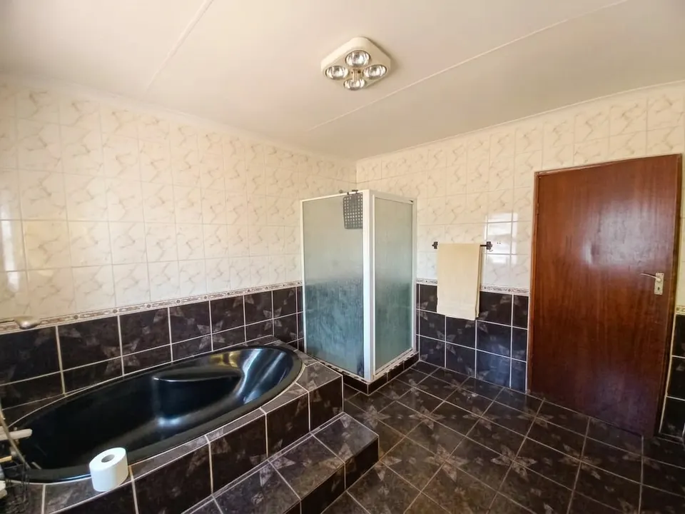 Exceptional 7 Bedroom Family Home To Rent in Dalpark Ext 1, Brakpan – Space, Comfort & Endless Possibilities, photo 28 of 41