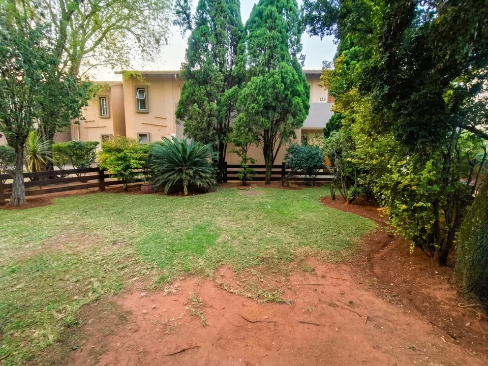 Modern Ground Floor 2 Bedroom Apartment For Sale in Highgate, Lakefield – Secure Estate Living with a Private Garden, photo 16 of 20