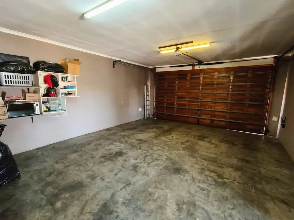 Exceptional 4 Bedroom Home To Rent – Perfect for Airbnb, Boutique Guesthouse, Corporate Accommodation or Large Family Living, photo 42 of 46