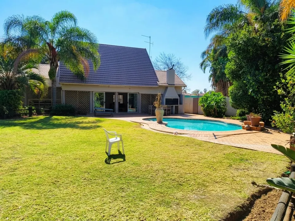 Exceptional 4 Bedroom Home To Rent – Perfect for Airbnb, Boutique Guesthouse, Corporate Accommodation or Large Family Living, photo 46 of 46
