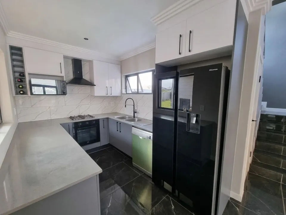 Modern 3 Bedroom Duplex To Rent in The Rhyan, Rynfield – Secure Estate Living with Contemporary Finishes, photo 4 of 20