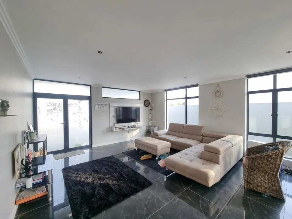 Modern 3 Bedroom Duplex To Rent in The Rhyan, Rynfield – Secure Estate Living with Contemporary Finishes, photo 6 of 20
