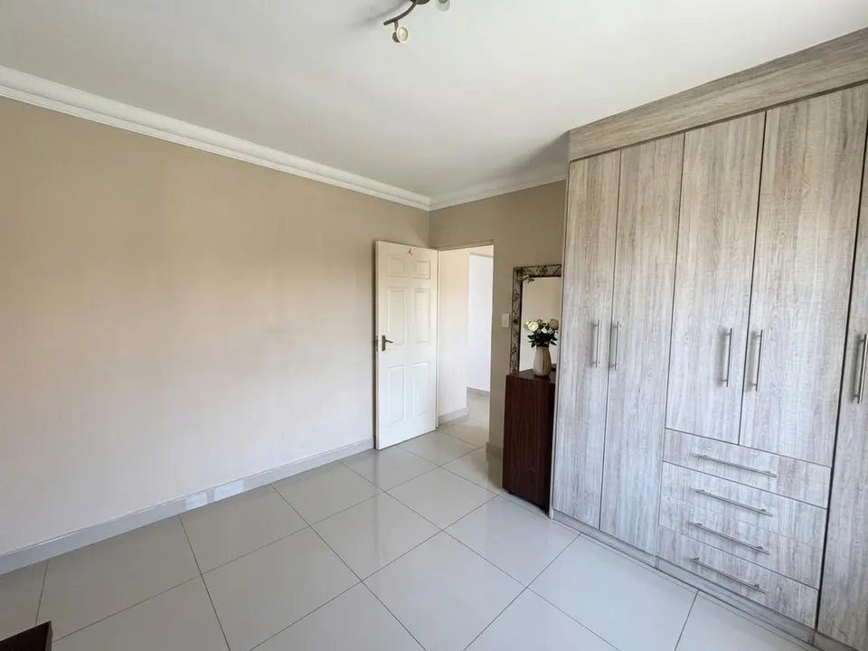 MODERN 3-BEDROOM TOWNHOUSE FOR SALE IN FOREST GLEN, MOREHILL, photo 13 of 20