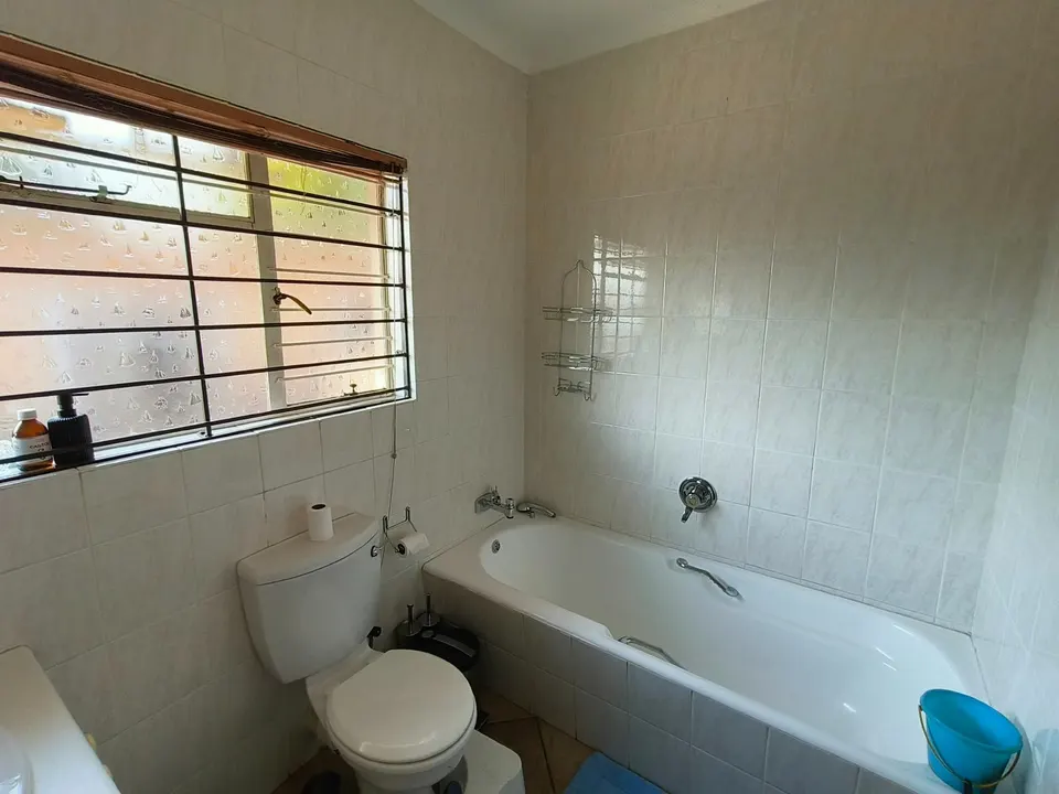 Business Zoned Property For Sale in Carenvale, Roodepoort - A Rare Residential and Commercial Find, photo 16 of 41