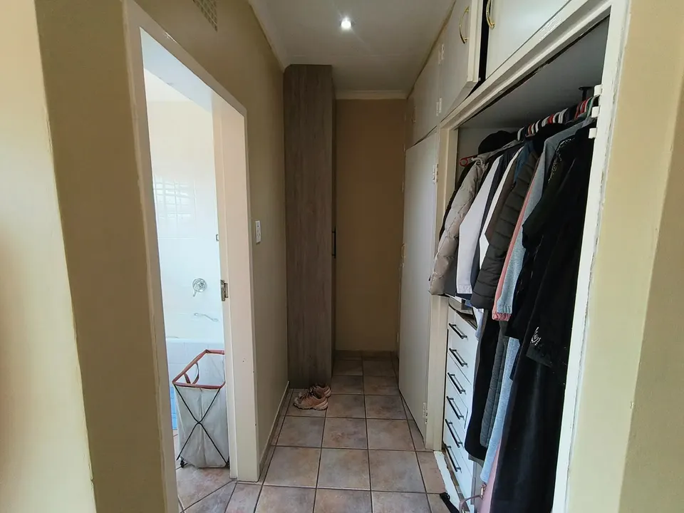 Business Zoned Property For Sale in Carenvale, Roodepoort - A Rare Residential and Commercial Find, photo 22 of 41