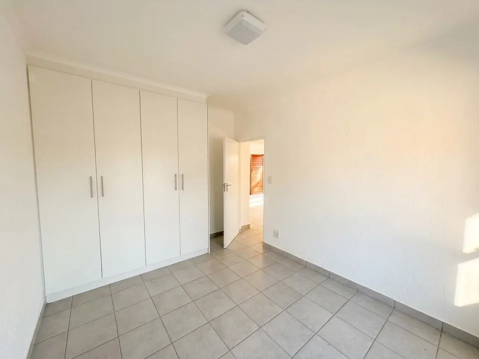 Brand-New 2-Bedroom Apartments To Rent - S and S Villas, Kenleaf, photo 4 of 14