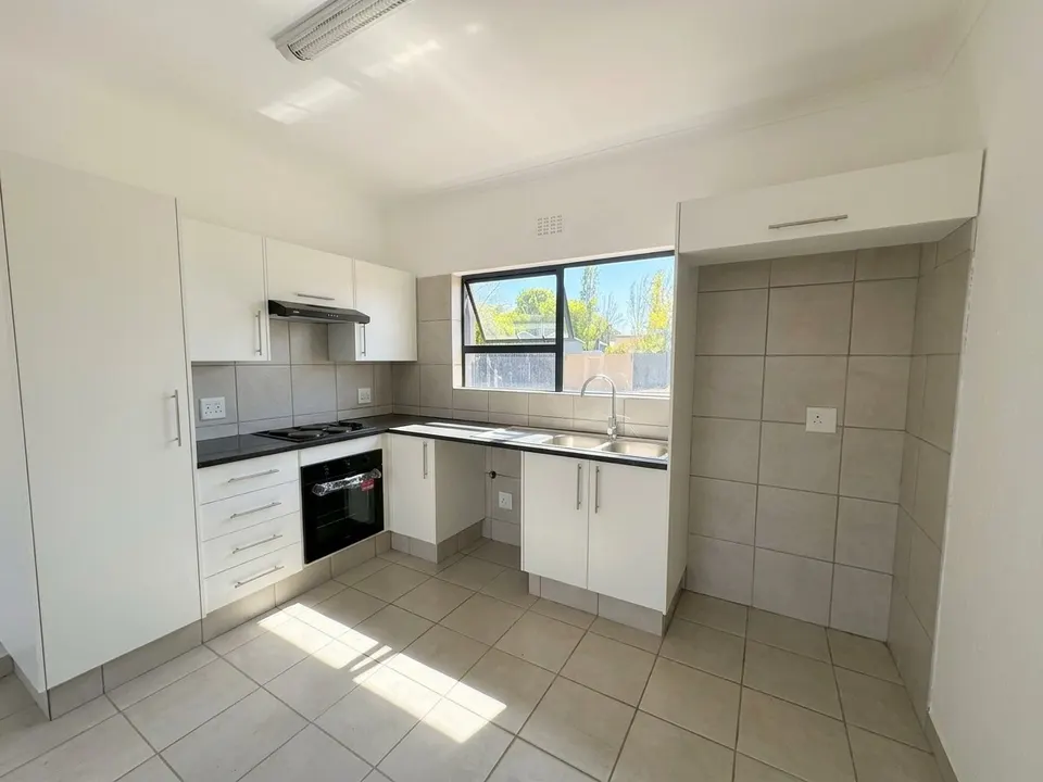 Brand-New 2-Bedroom Apartments To Rent - S and S Villas, Kenleaf, photo 2 of 14