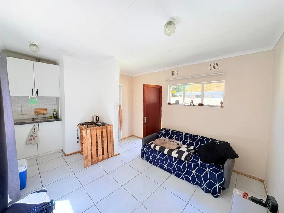 Bachelor Cottage To Rent in Parkrand, Boksburg – Ideal for a Single Tenant, photo 10 of 14