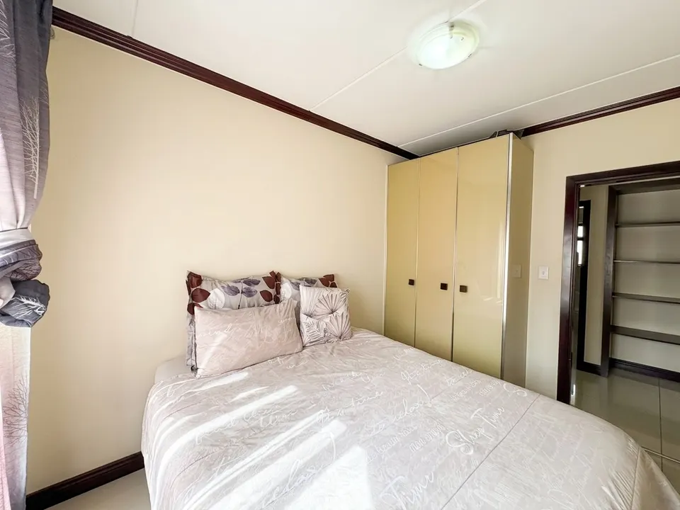 Modern 2 Bedroom Ground-Floor Apartment For Sale in Cedar Acres Estate – Secure Living & Beautiful Garden Views, photo 13 of 19