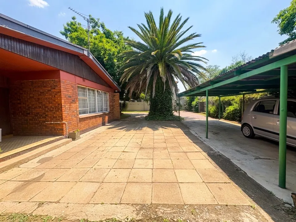 Spacious 2 Bedroom Flatlet To Rent in Beyerspark, Boksburg - Private Garden and Utilities Included, photo 16 of 17