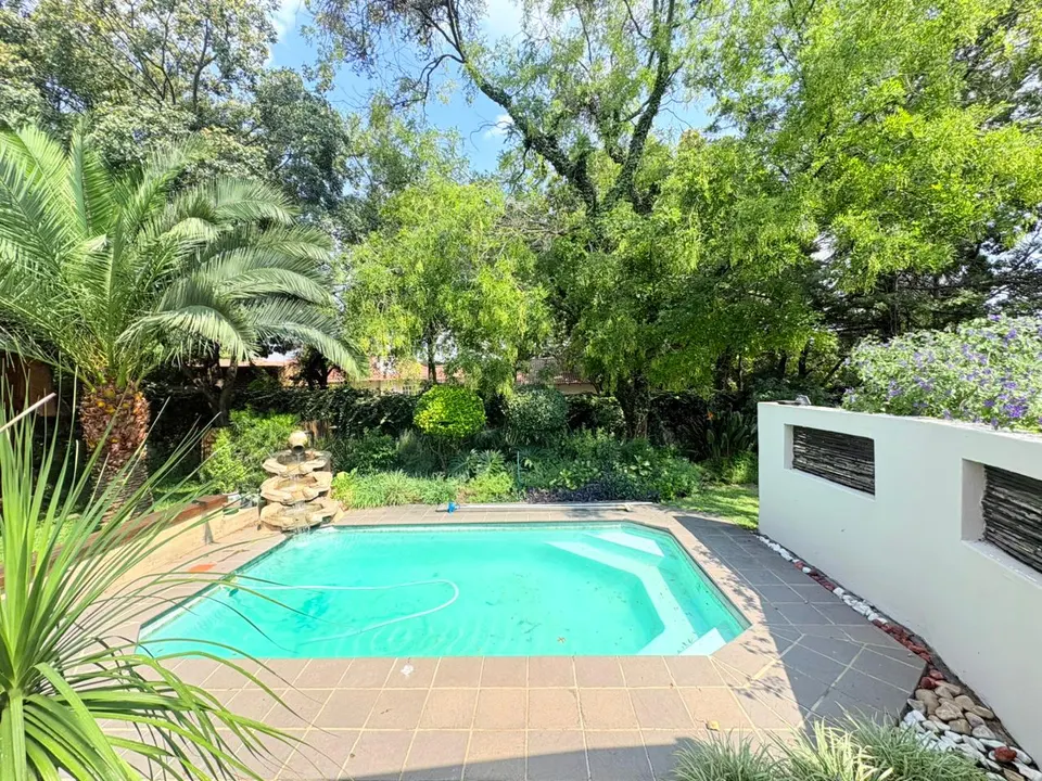 Partially Furnished 2 Bedroom Home To Rent in Ferndale, Randburg, photo 25 of 26